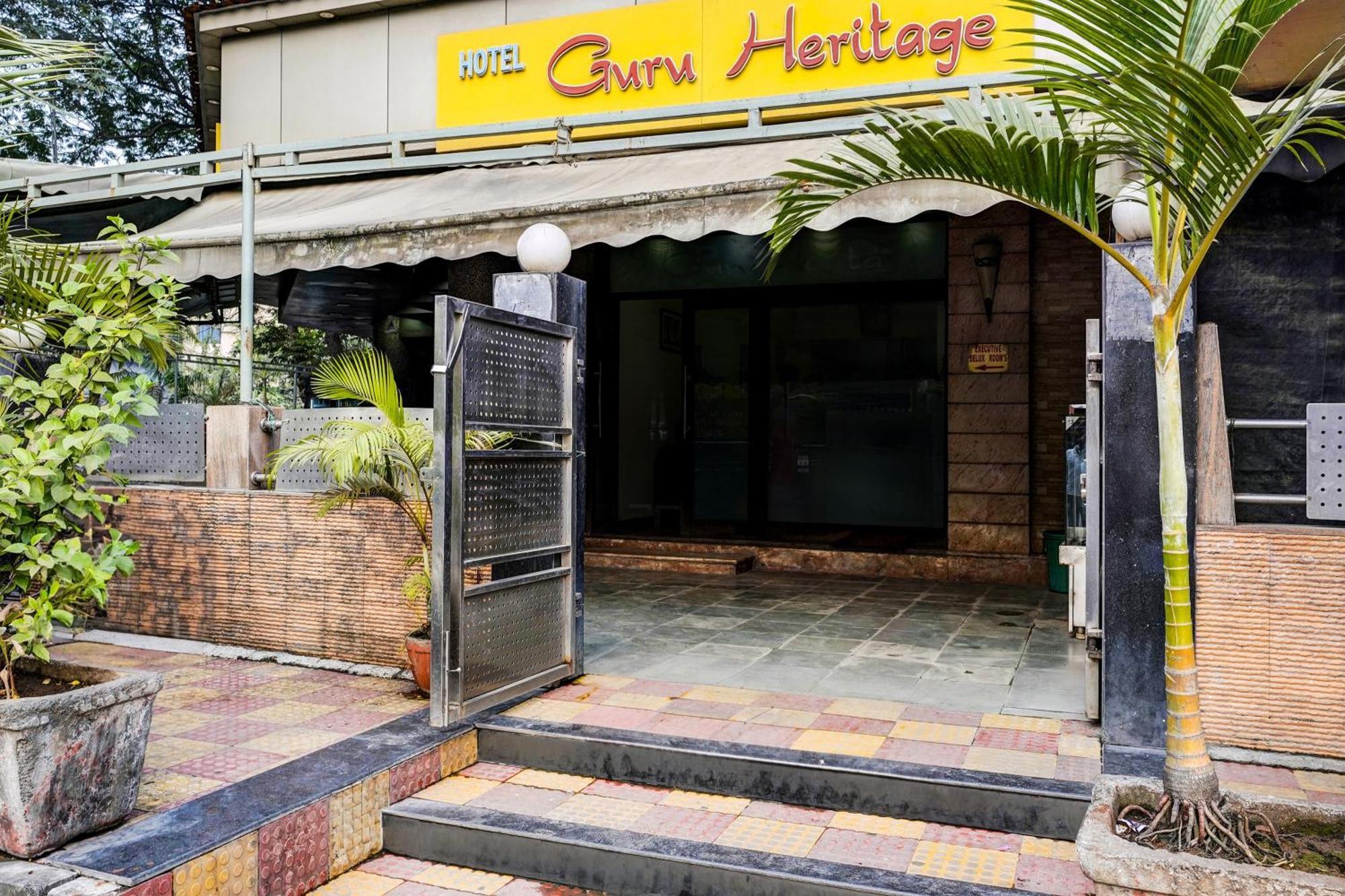 Collection O Guru Heritage Kalamboli Nova Bombaim Exterior foto